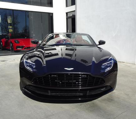 2020 Aston Martin DB11 Volante