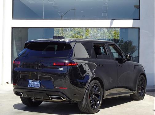 2023 Land Rover Range Rover Sport SE