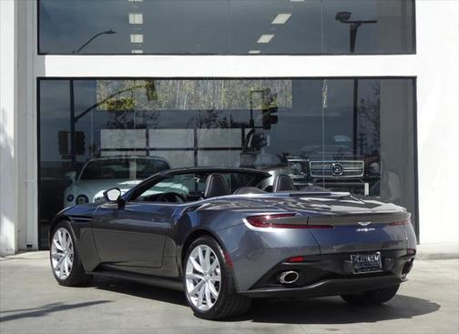 2020 Aston Martin DB11 Volante