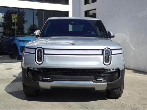 2023 Rivian R1T Adventure Quad Motor Large Pack