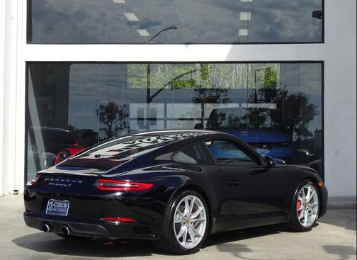 2017 Porsche 911 Carrera S