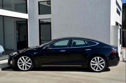 2018 Tesla Model S 75D