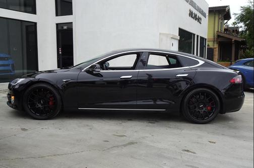 2020 Tesla Model S Long Range Plus