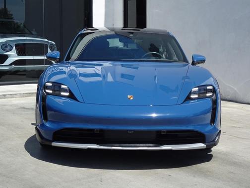 2022 Porsche Taycan 4