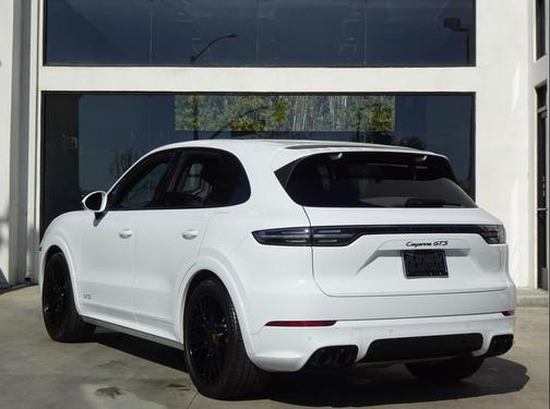 2021 Porsche Cayenne GTS