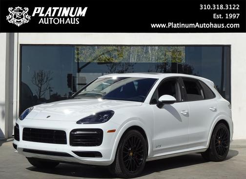 2021 Porsche Cayenne GTS