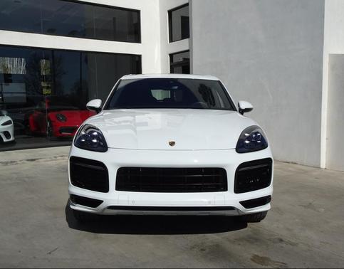 2021 Porsche Cayenne GTS