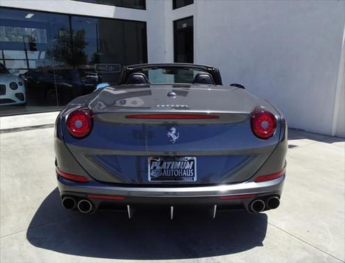 2015 Ferrari California T