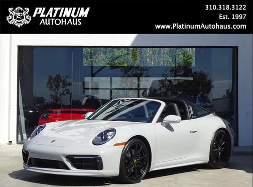 2022 Porsche 911 Targa 4S