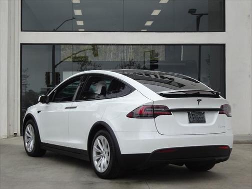 2019 Tesla Model X Long Range