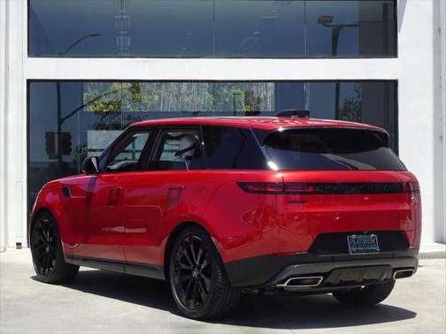 2023 Land Rover Range Rover Sport SE