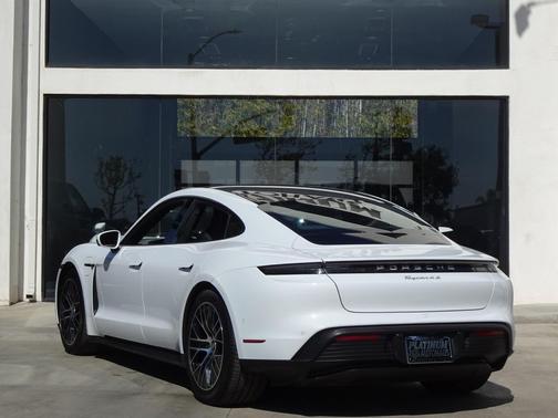 2020 Porsche Taycan 4S