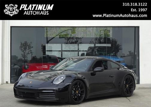 2022 Porsche 911 Carrera