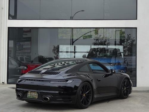 2022 Porsche 911 Carrera