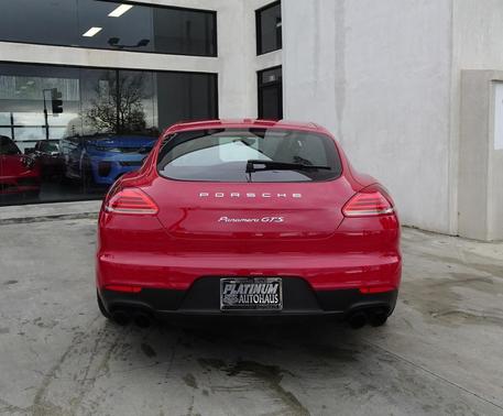 2016 Porsche Panamera GTS