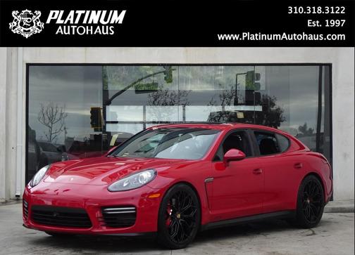 2016 Porsche Panamera GTS