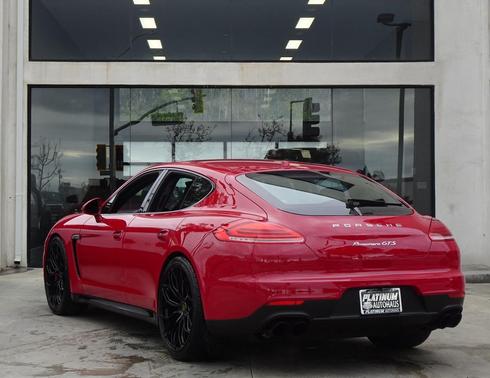 2016 Porsche Panamera GTS