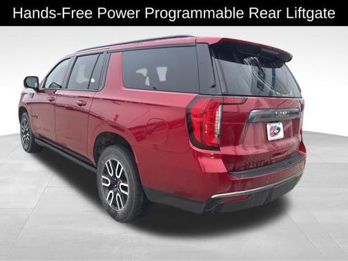 2023 GMC Yukon XL 4WD AT4