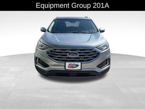 ICONIC SILVER 2020 Ford Edge SEL