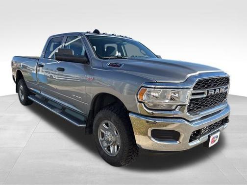 2019 RAM 2500 Tradesman Crew Cab 4x4 8' Box