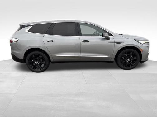 2023 Buick Enclave Essence AWD