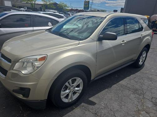 Champagne Silver 2015 Chevrolet Equinox LS