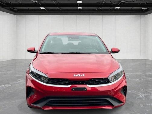 Currant Red 2023 Kia Forte LXS