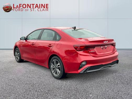 Currant Red 2023 Kia Forte LXS