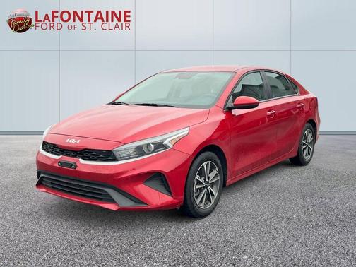 Currant Red 2023 Kia Forte LXS