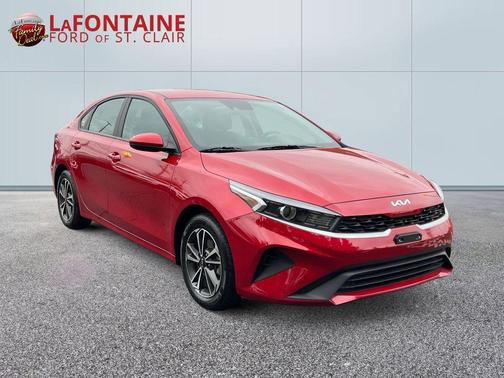 Currant Red 2023 Kia Forte LXS