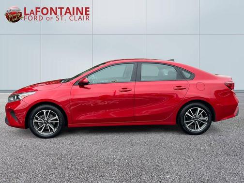 Currant Red 2023 Kia Forte LXS