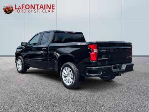 Black 2021 Chevrolet Silverado 1500 Custom