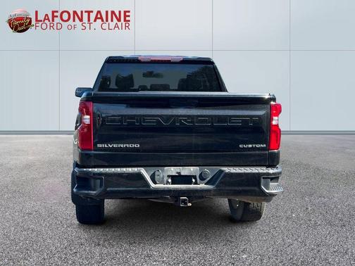 Black 2021 Chevrolet Silverado 1500 Custom