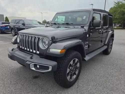Crystal Metallic 2018 Jeep Wrangler Unlimited Sahara