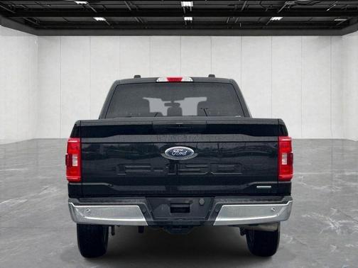 Agate Black Metallic 2023 Ford F-150 XLT