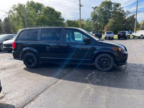 Onyx Black 2019 Dodge Grand Caravan GT