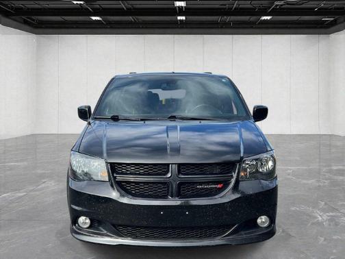 Onyx Black 2019 Dodge Grand Caravan GT
