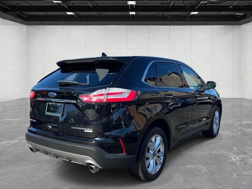 Black 2020 Ford Edge Titanium