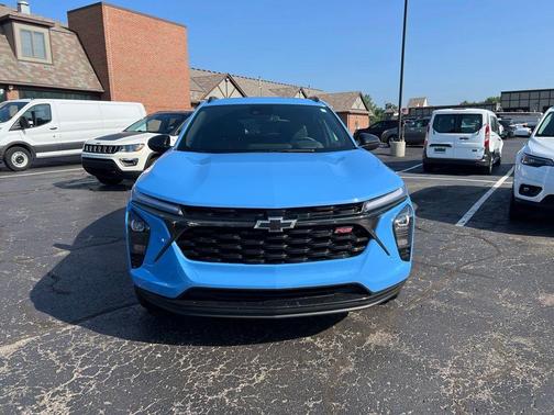 Blue 2024 Chevrolet Trax 2RS