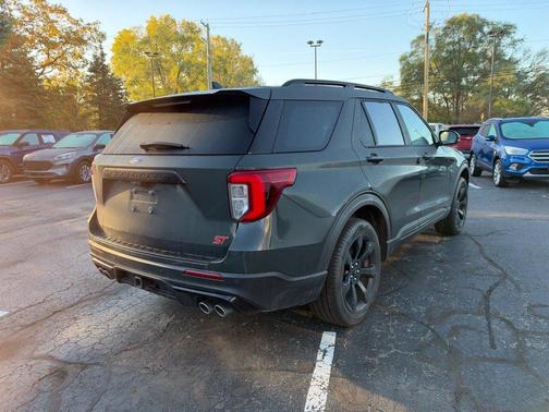 Green Metallic 2024 Ford Explorer ST