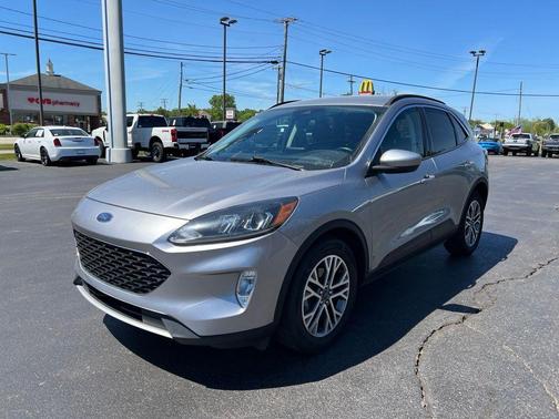 Silver Metallic 2021 Ford Escape SEL