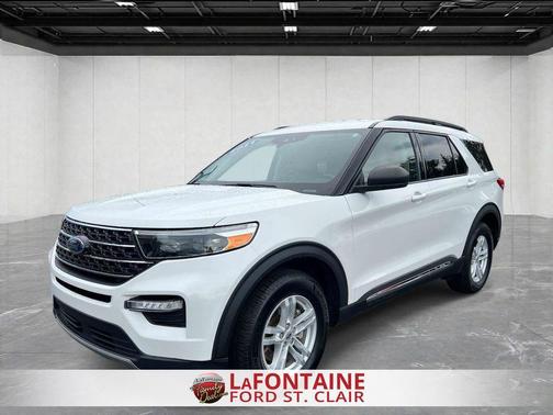White Metallic 2021 Ford Explorer XLT