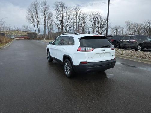 Bright White Clearcoat 2020 Jeep Cherokee Latitude Plus