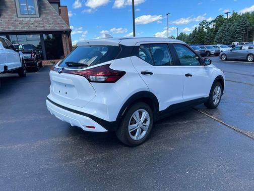 Fresh Powder 2021 Nissan Kicks S