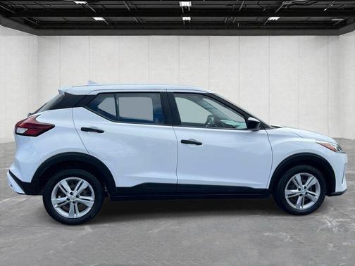 Fresh Powder 2021 Nissan Kicks S