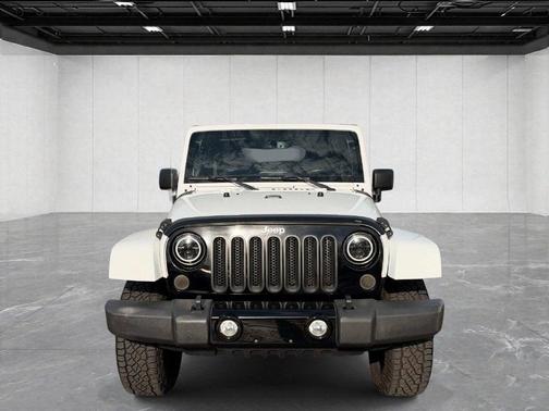 Bright White Clearcoat 2015 Jeep Wrangler Sahara