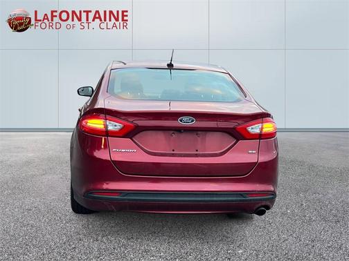 2015 Ford Fusion SE