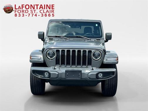2023 Jeep Gladiator Overland
