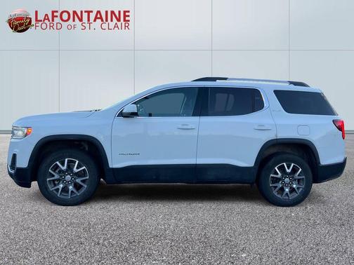 2022 GMC Acadia SLE