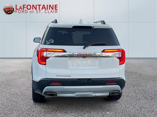 2022 GMC Acadia SLE